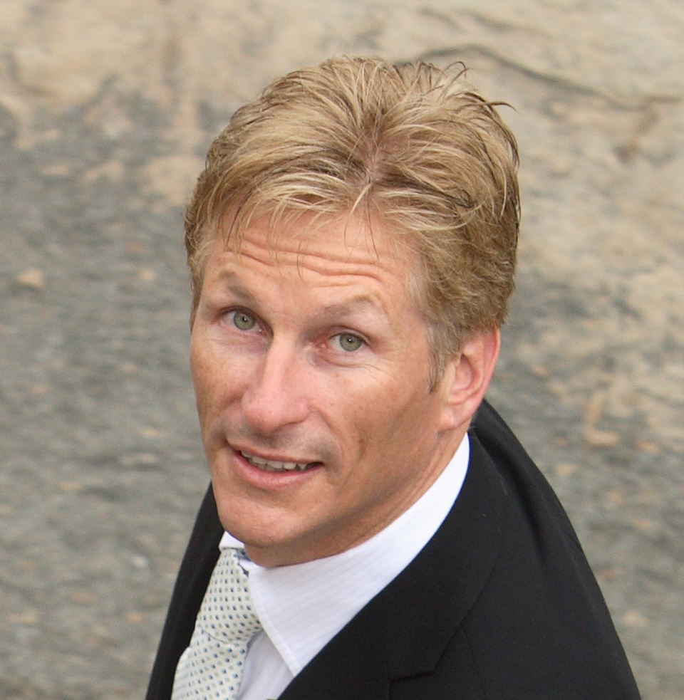 Dr Gerard Keown